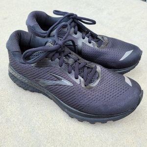 Brooks Womens Adrenaline GTS 20 Running Shoe